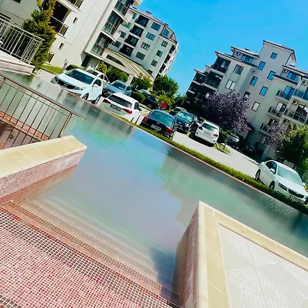 Long Sunny Apartment