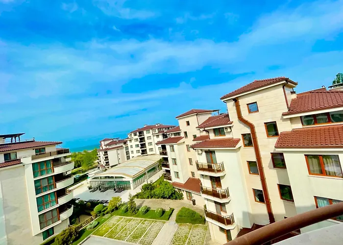 Long Sunny * Shkorpilovtsi